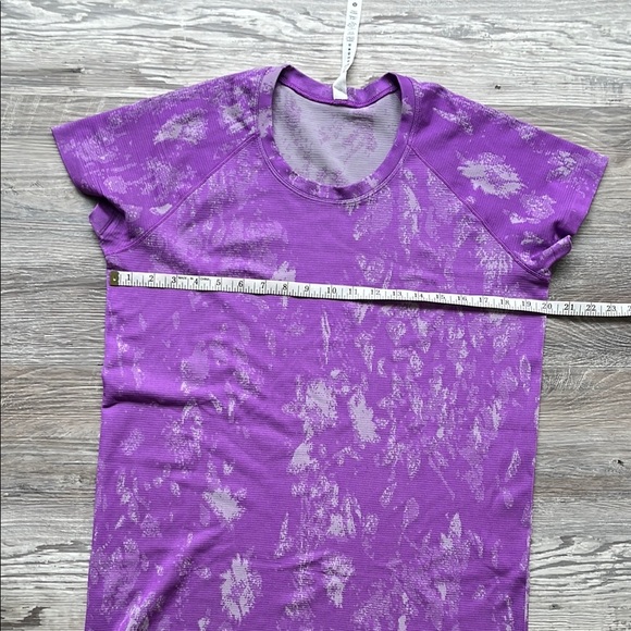 Lululemon Swiftly Tech Short Sleeve Shirt Sizes14 - Picture 6 of 8